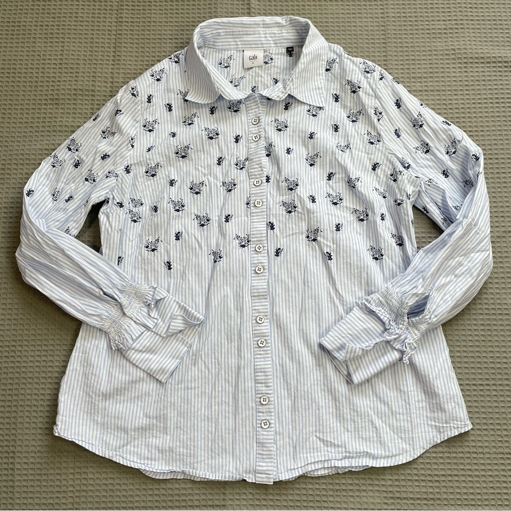 Cabi Whitney Shirt Large Womens Long Sleeve Button Up Pinstripe‎ Floral Ruffle